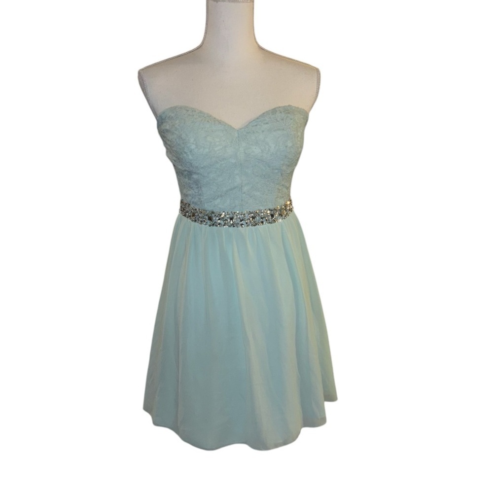 Speechless Semi-Formal Dress, size 9